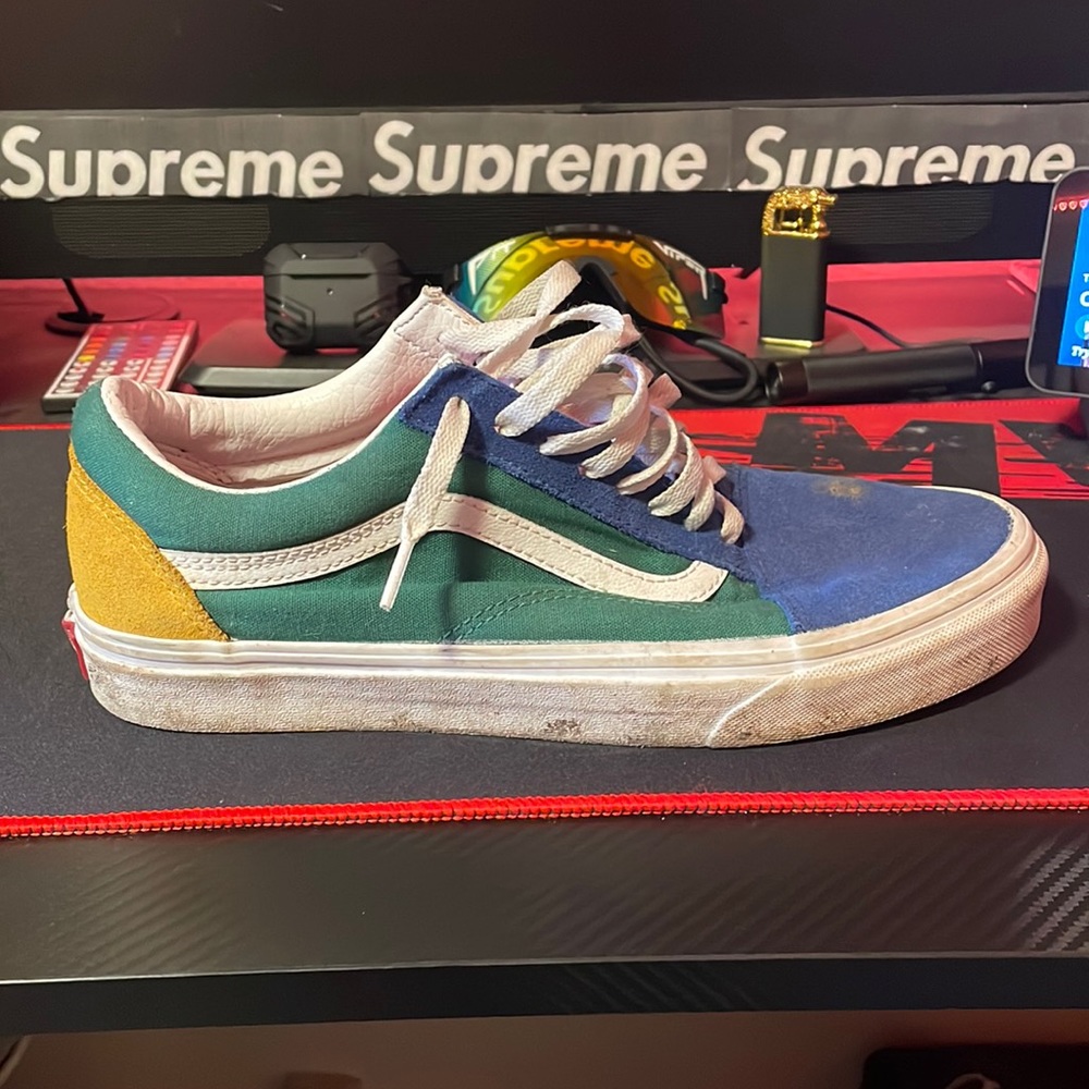 Mens vans yacht clubs
